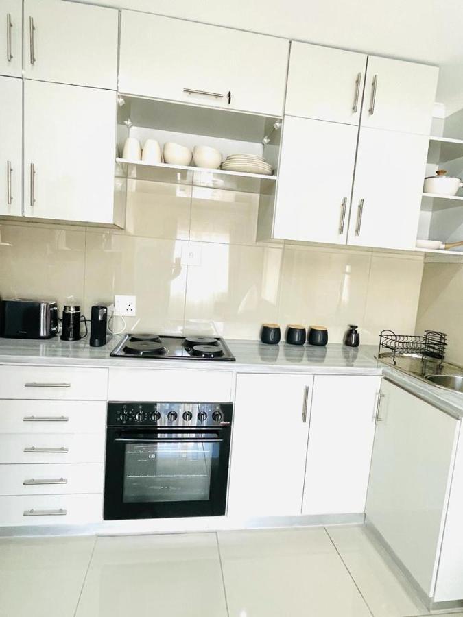 Trendy, Comfortable 1 Bedroom Apartments In Mthatha Exterior photo