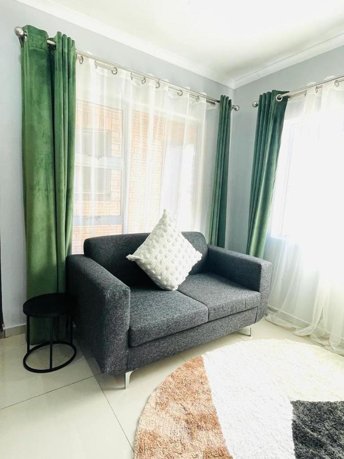 Trendy, Comfortable 1 Bedroom Apartments In Mthatha Exterior photo