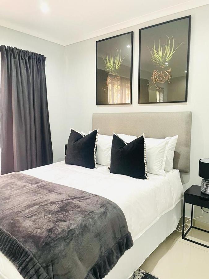 Trendy, Comfortable 1 Bedroom Apartments In Mthatha Exterior photo