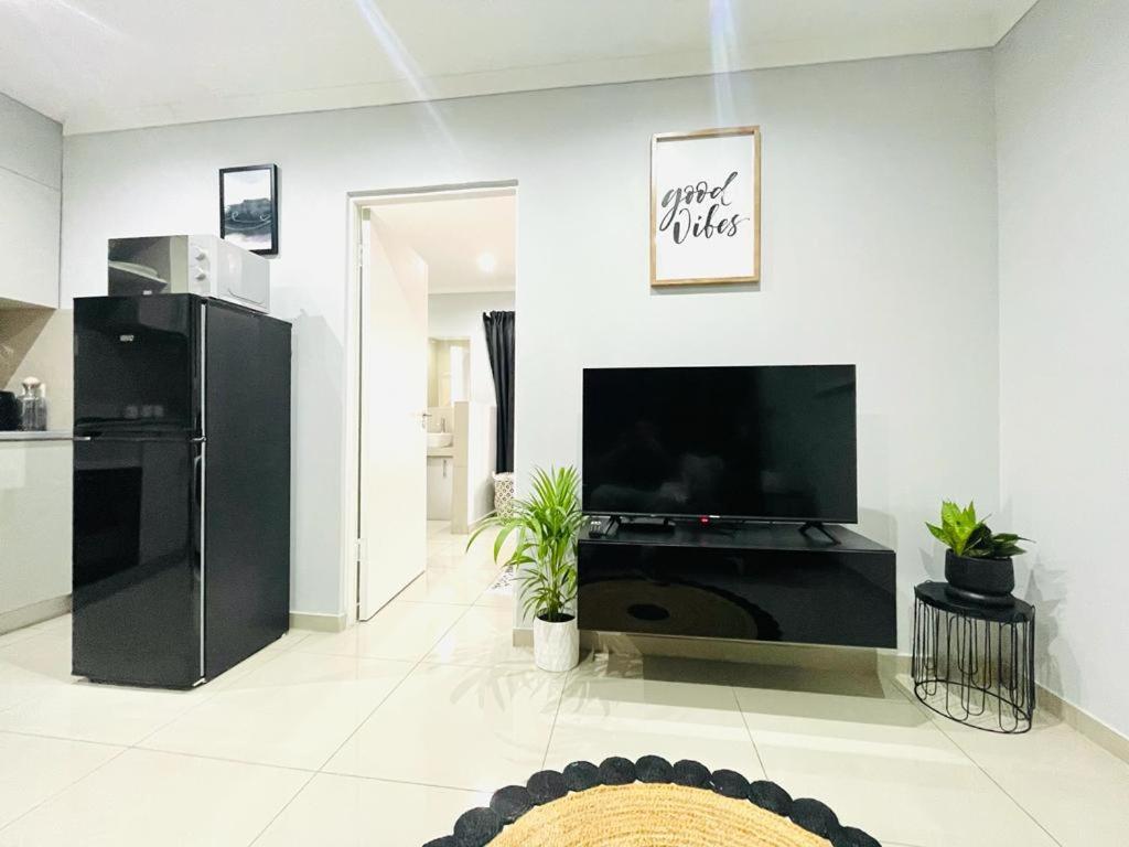Trendy, Comfortable 1 Bedroom Apartments In Mthatha Exterior photo