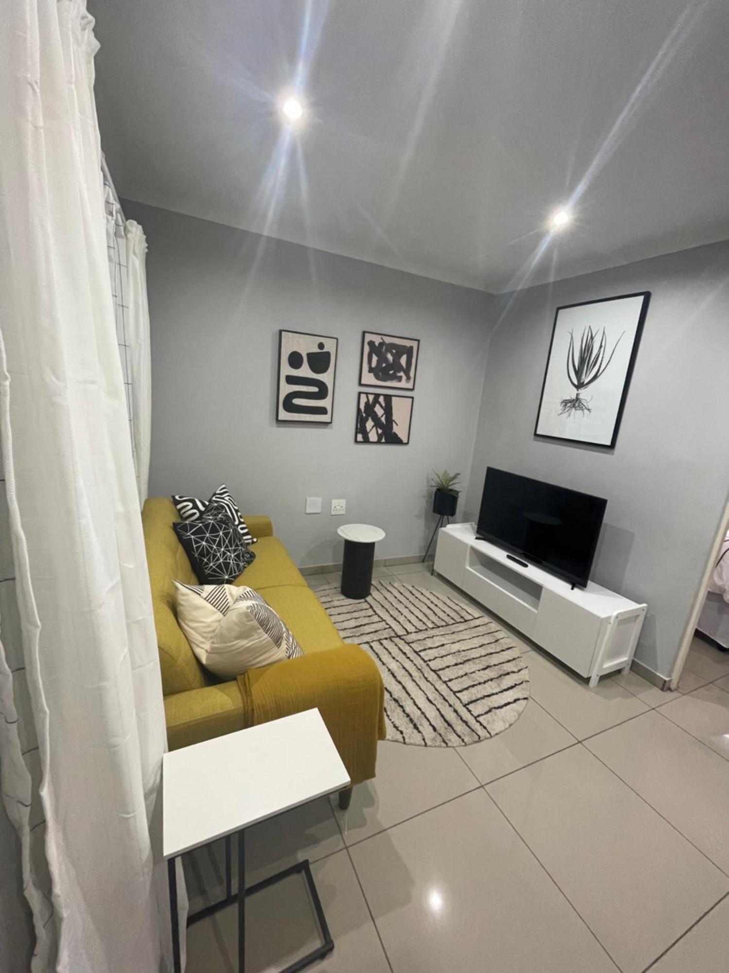 Trendy, Comfortable 1 Bedroom Apartments In Mthatha Exterior photo