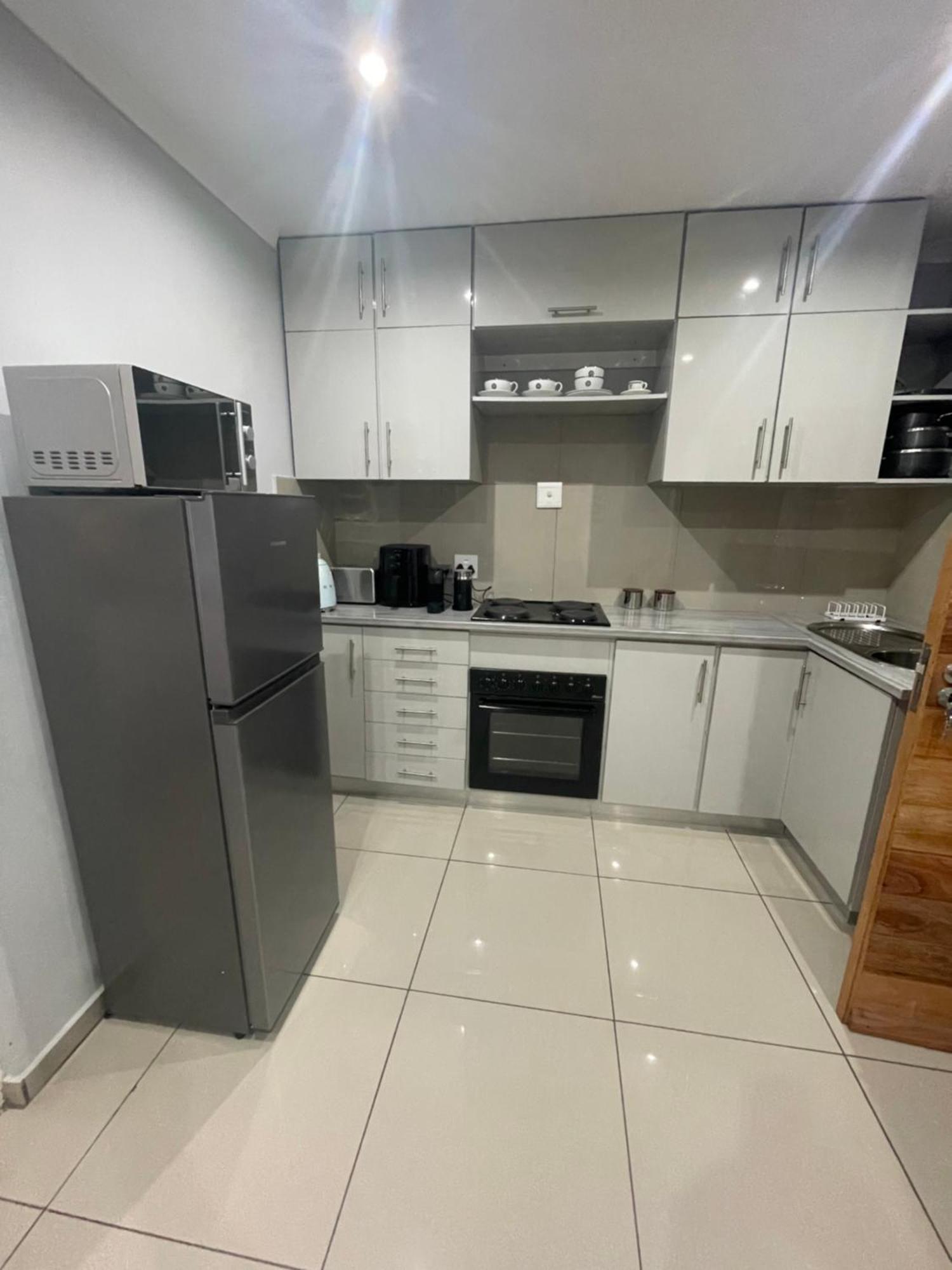 Trendy, Comfortable 1 Bedroom Apartments In Mthatha Exterior photo