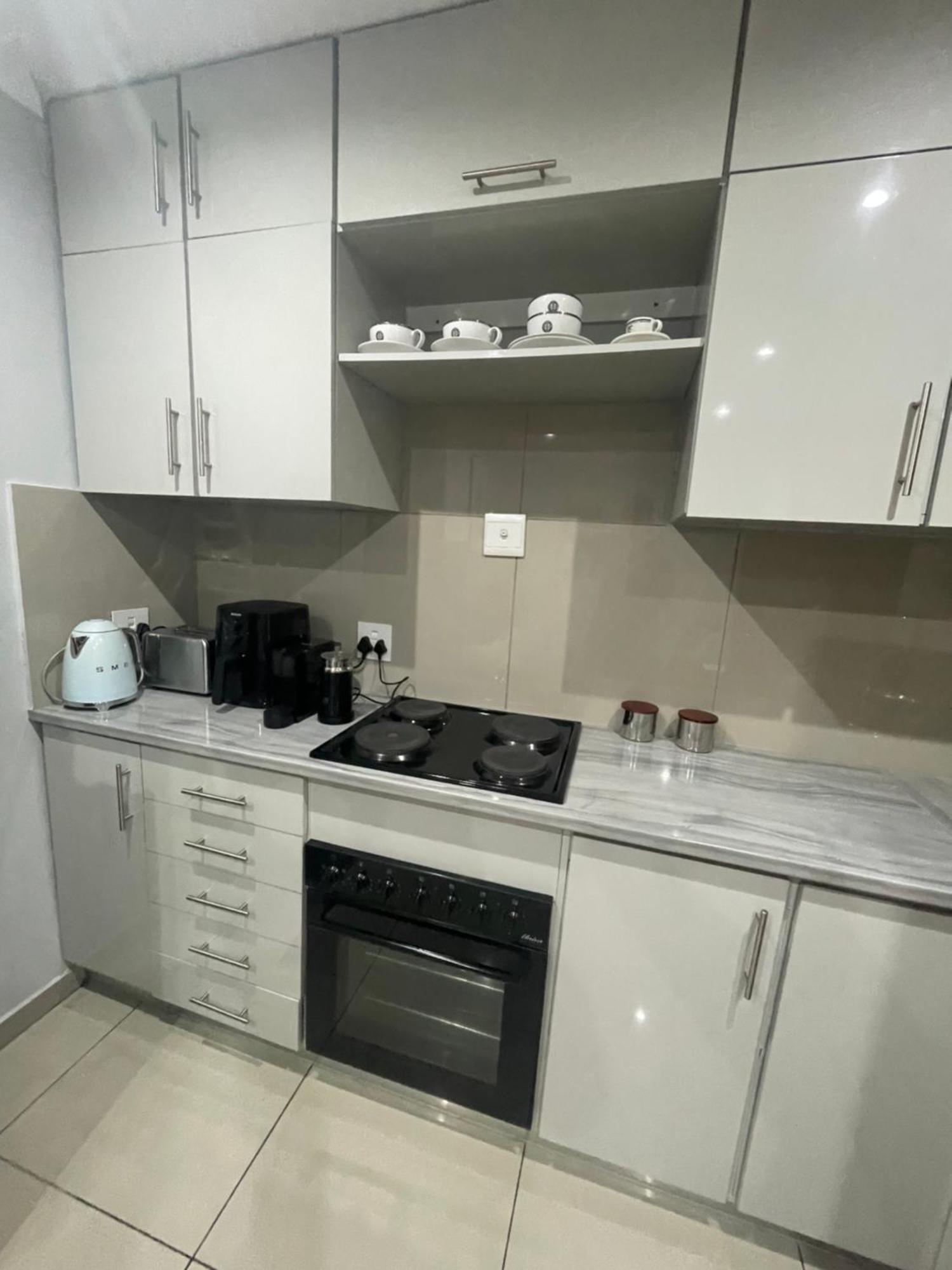 Trendy, Comfortable 1 Bedroom Apartments In Mthatha Exterior photo