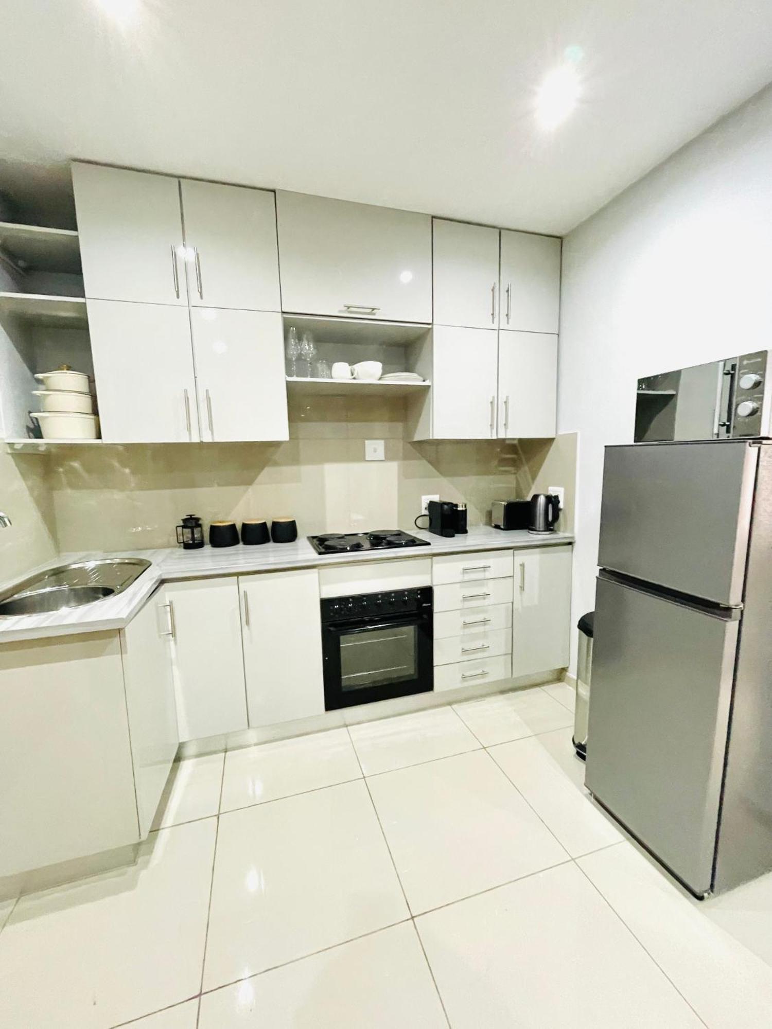 Trendy, Comfortable 1 Bedroom Apartments In Mthatha Exterior photo